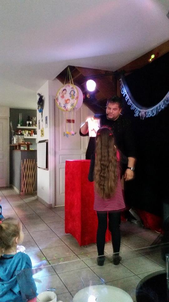 Le magicien pour enfants